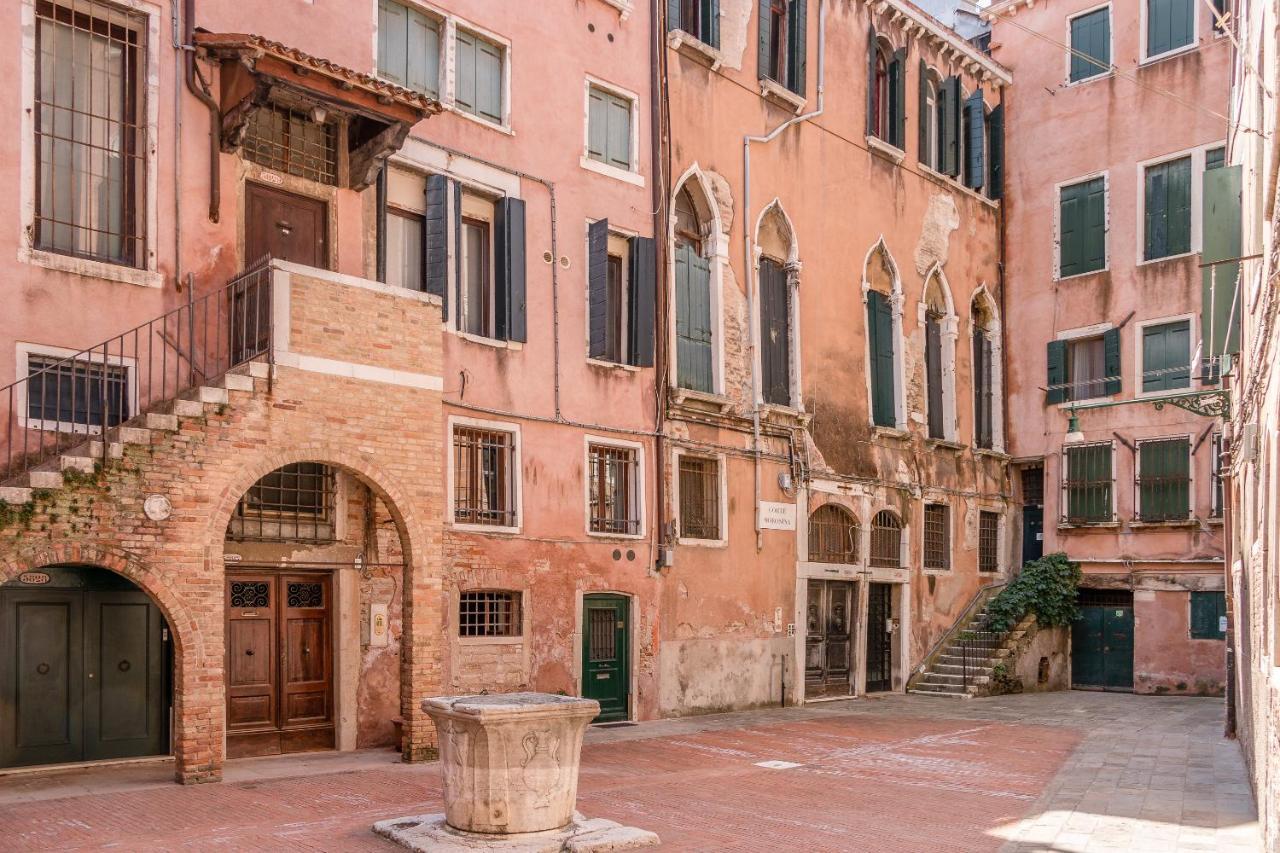 Vintage Nest With @canal View Appartamento Venezia